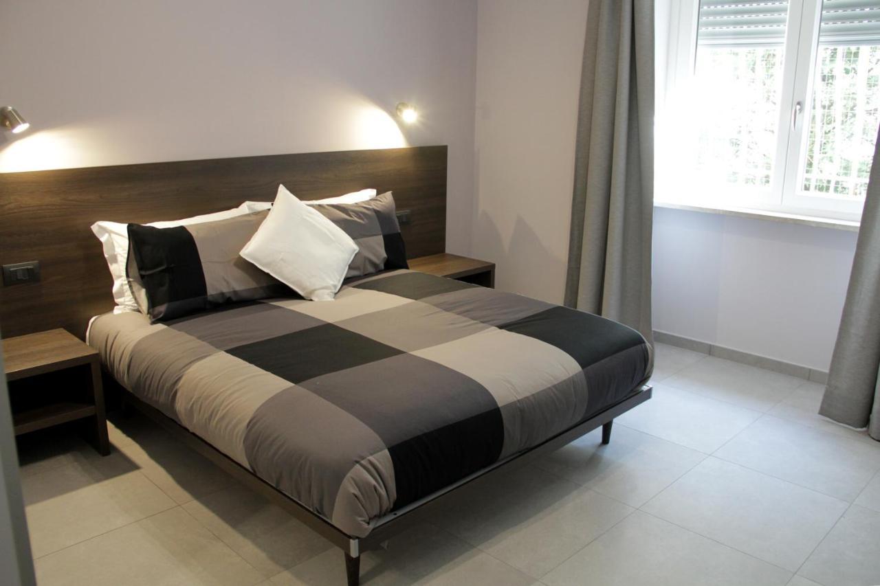 Easyroom Frosinone - Casello Autostradale Экстерьер фото